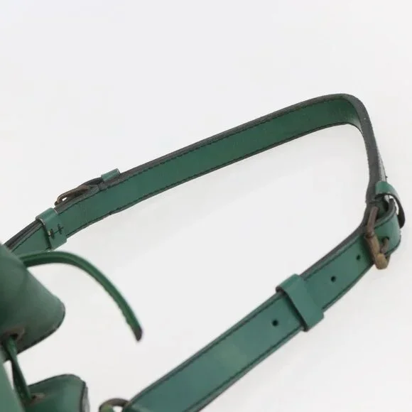 LOUIS VUITTON Epi Petit Noe Shoulder Bag Green M44104 LV Auth bs29603